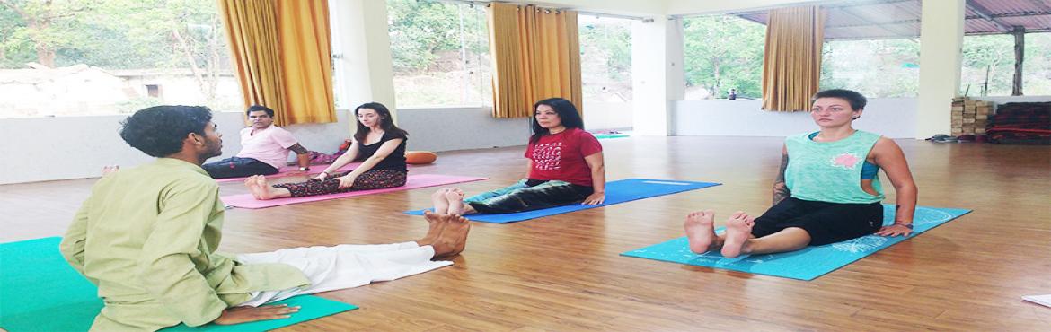 Book Online Tickets for Yoga Teacher Training Online Classes , Rishikesh. Sri Yoga Ashram- Yoga School in Rishikesh offers residential, non-residential and affordable&nbsp;Online&nbsp;Yoga Teacher Training Course&nbsp;is fully in accordance with Yoga Alliance USA requirements and you will be given an internationally valid 